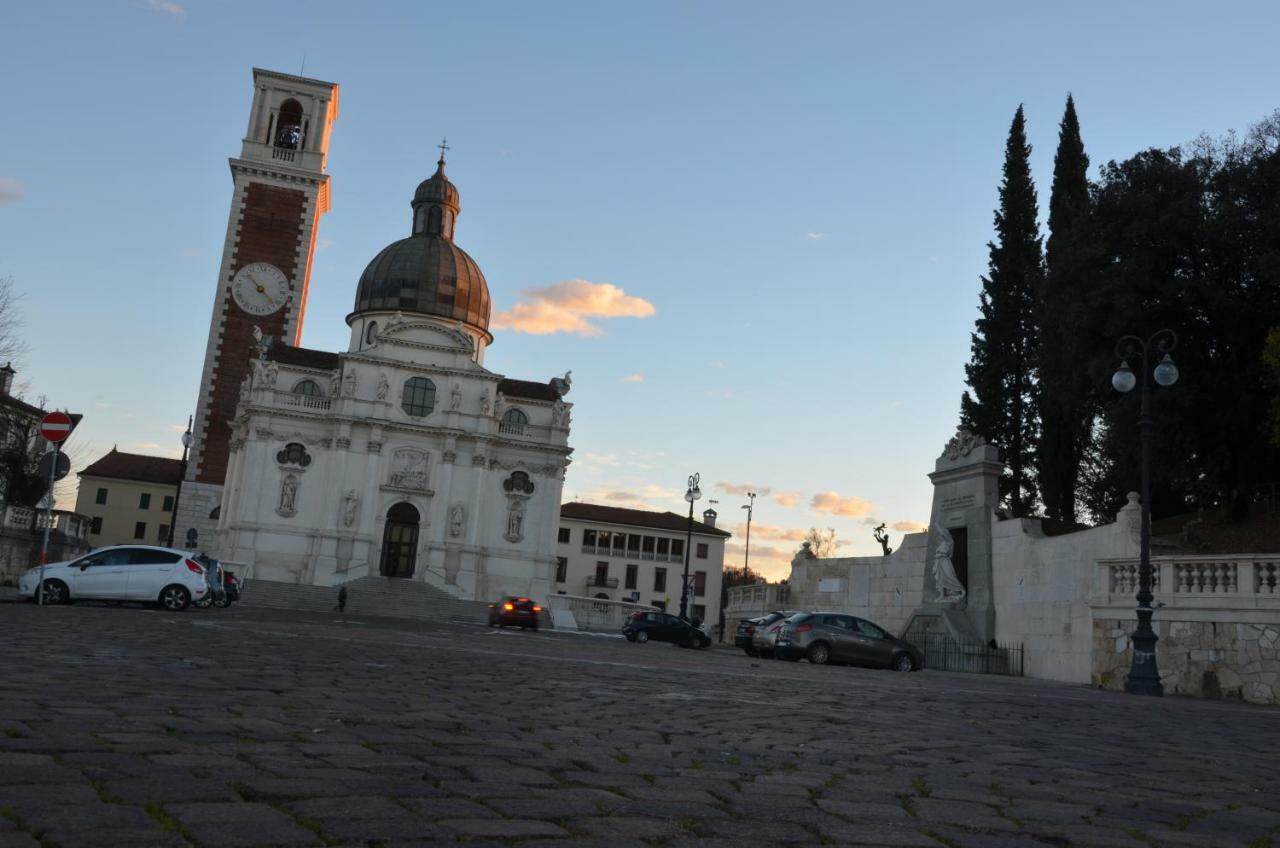 Residenza Ofelia Apartment Vicenza Exterior photo